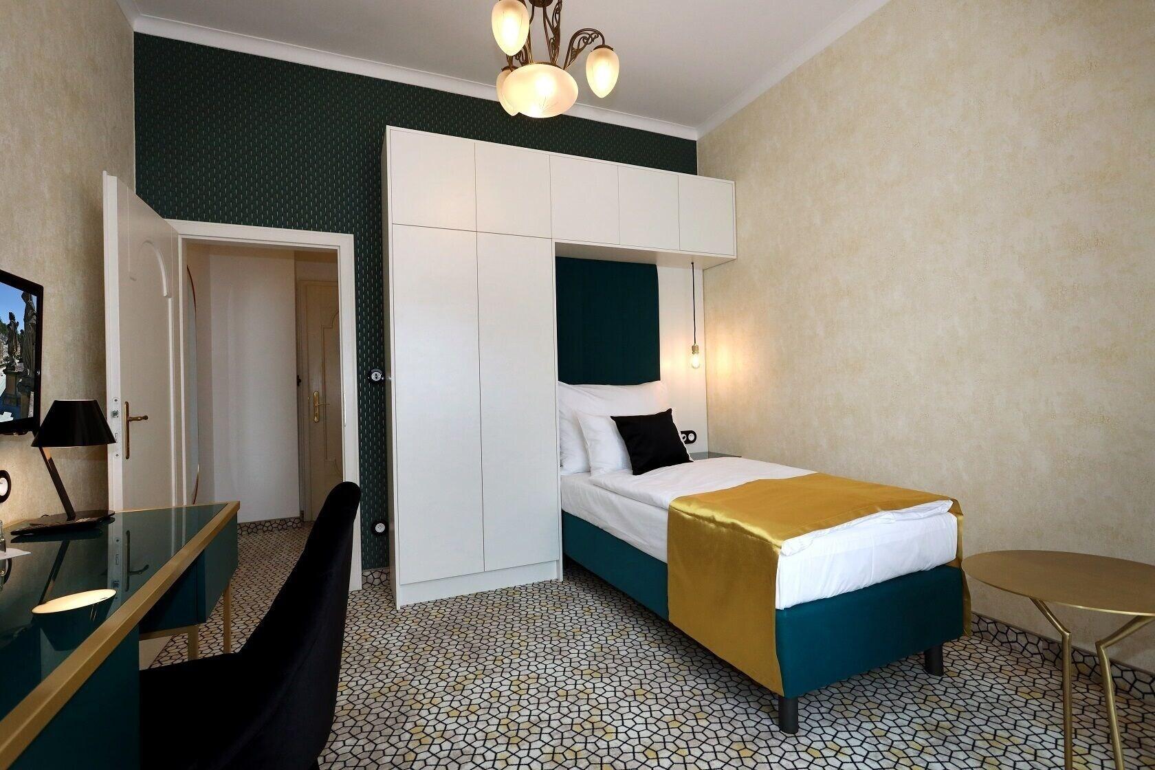 Art Deco Wolker By Astoria Hotel & Medical Spa カルロヴィ・ヴァリ エクステリア 写真